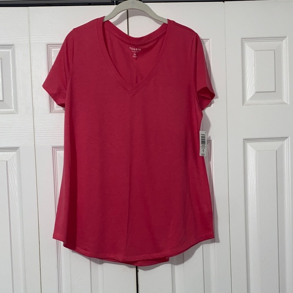 torrid Tops - Torrid Girlfriend Signature Jersey VNeck Tee - Honeysuckle